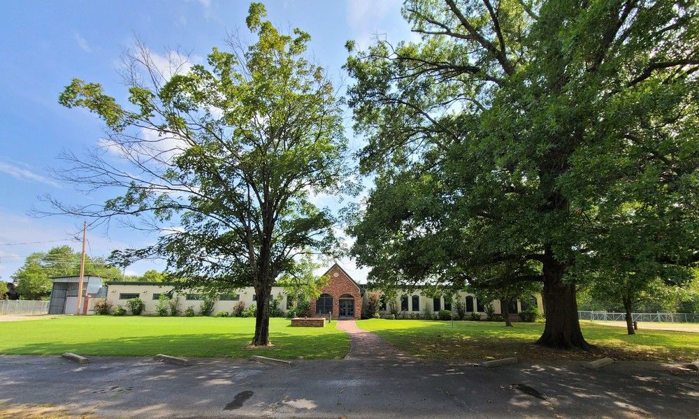 700 E Granite St, Siloam Springs, AR 72761
